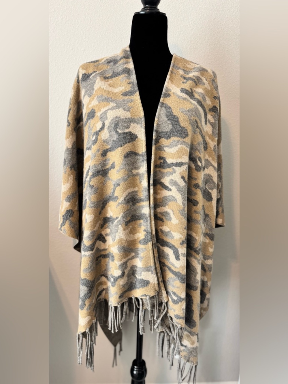 Camo Fringe Poncho Ruana Shawl Wrap Neutral Beige Gray One Size Boho Cozy